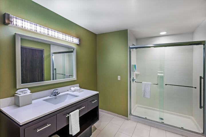 Bathroom shower