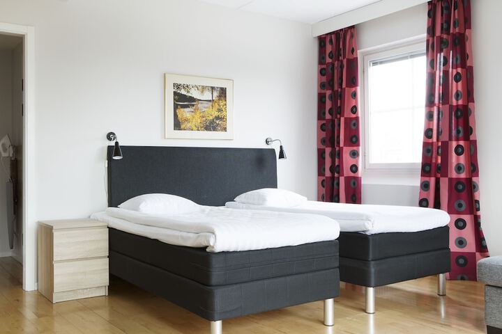 Room 7 of 29