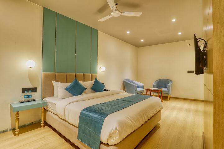 Room 14 of 38