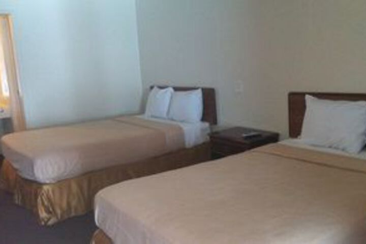 Room 14 of 26