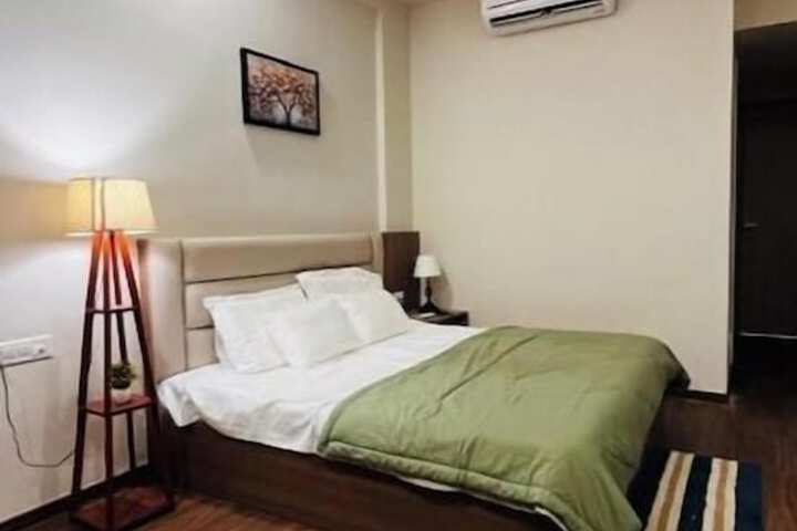 Room 21 of 54