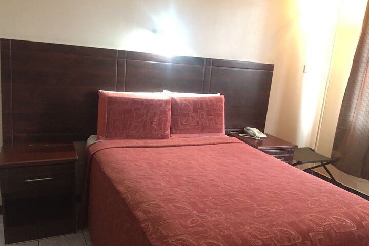 Room 4 of 19