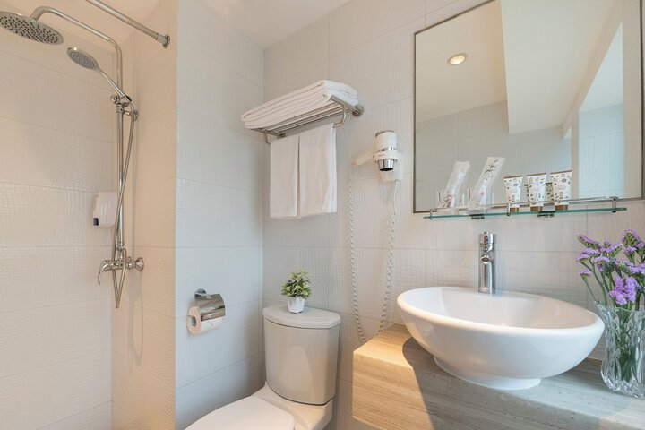 Clean Restrooms
