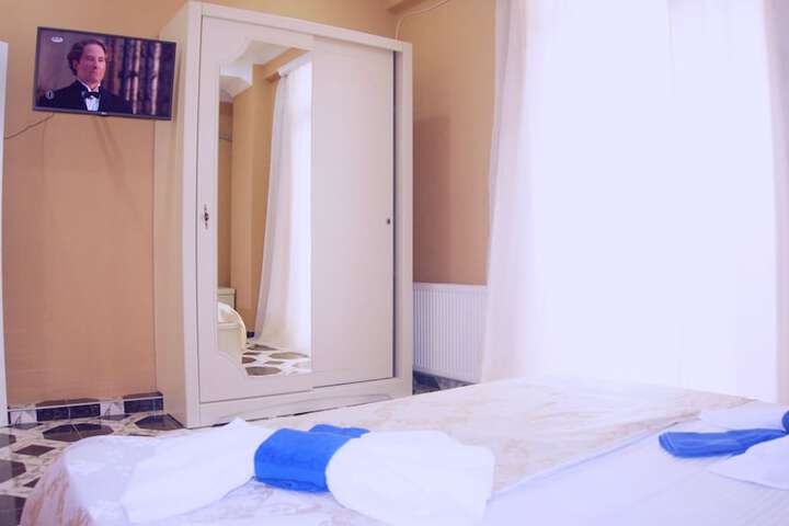 Room 29 of 50