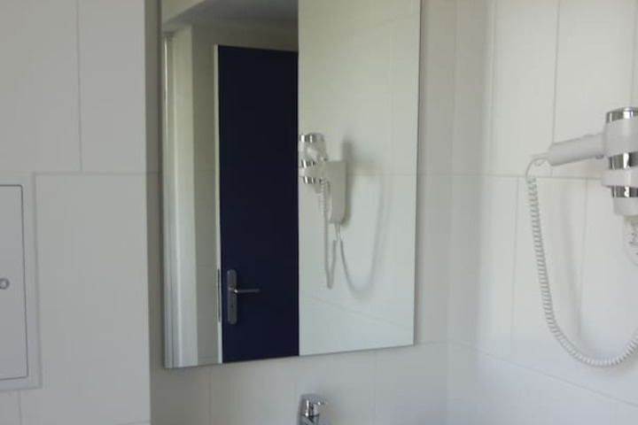 Room 26 of 44