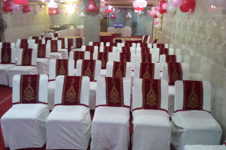 Ballroom/Hall 94 of 123