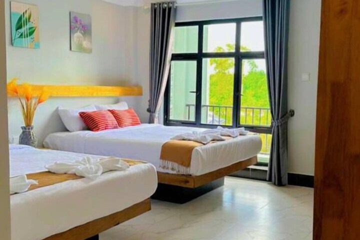Hotel 66 of 69