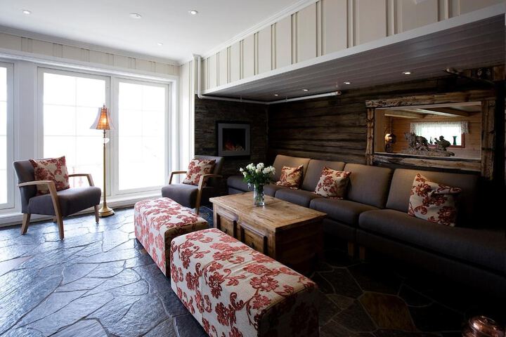 Room 40 of 62
