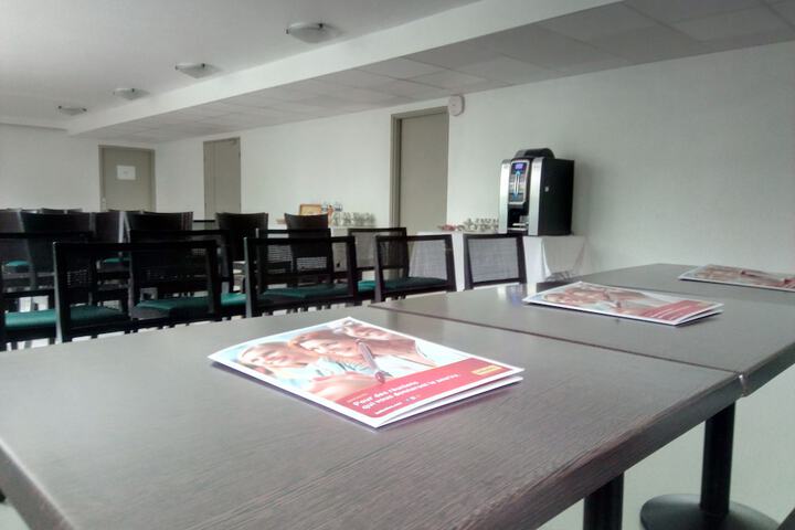 Meeting facility