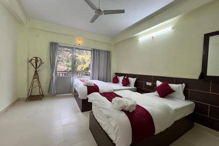 Hotel Karma Inn