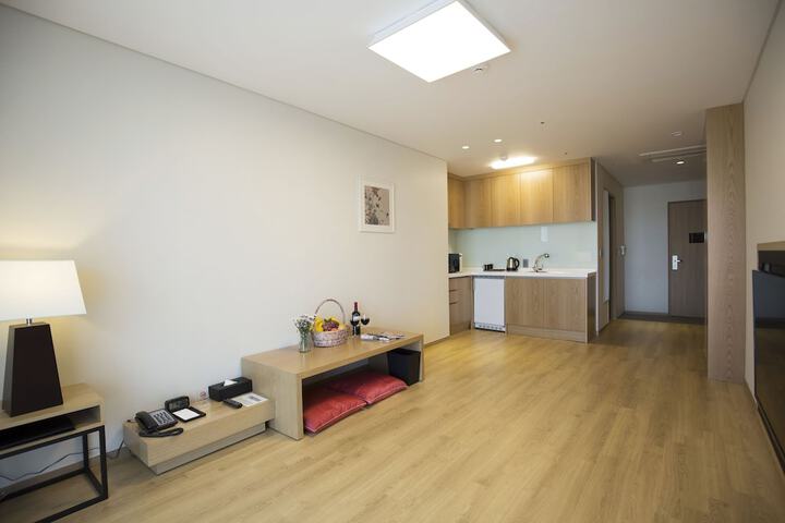 Room 20 of 66