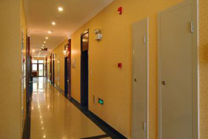 Ballroom/Hall 9 of 20