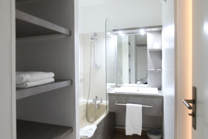 Clean Restrooms