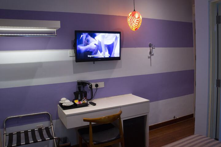Room 19 of 56