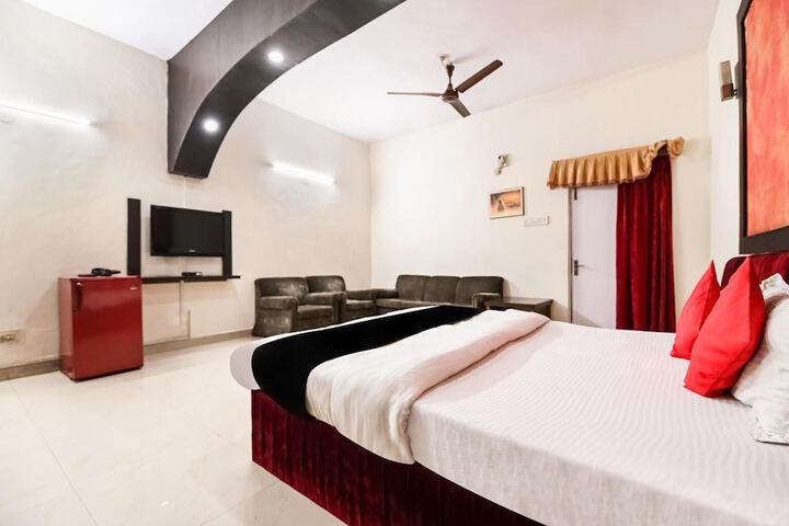 Room 29 of 57