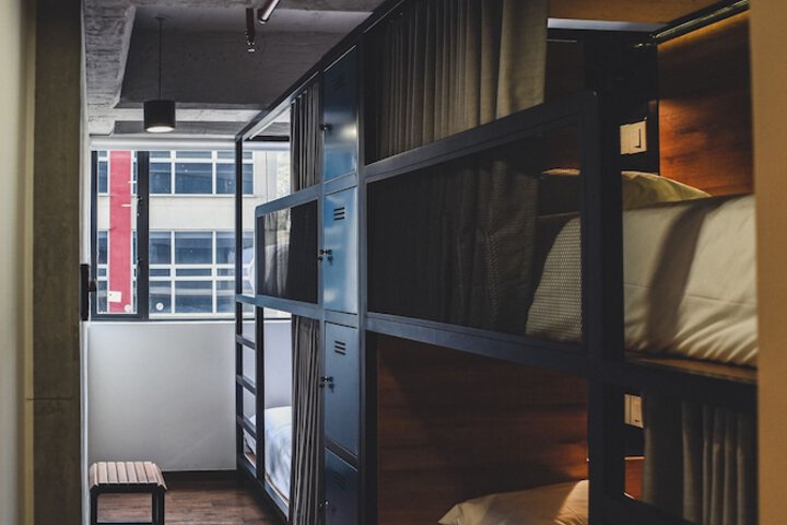 Room 26 of 108