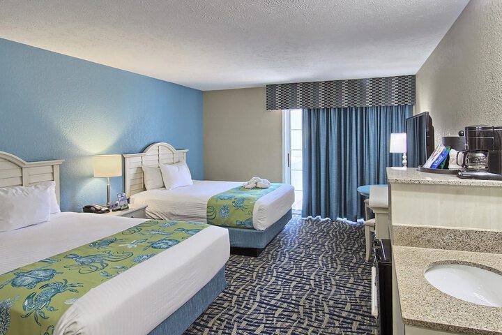 1 King Bed Petite Non Beach View (9 of 21)