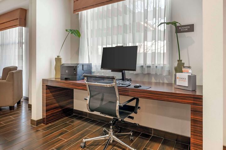 Business Center 42 of 54
