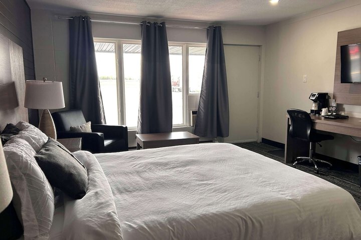 Room 13 of 24