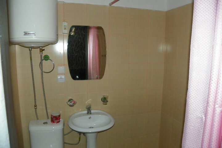 Room 19 of 25