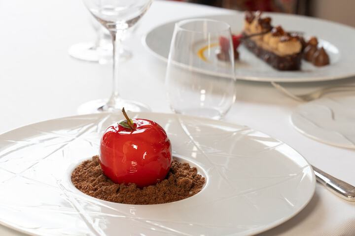 Dining 21 of 37