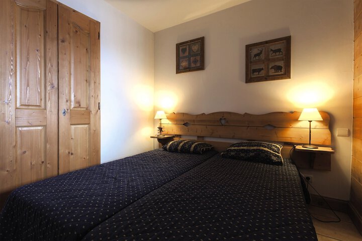 Room 4 of 26