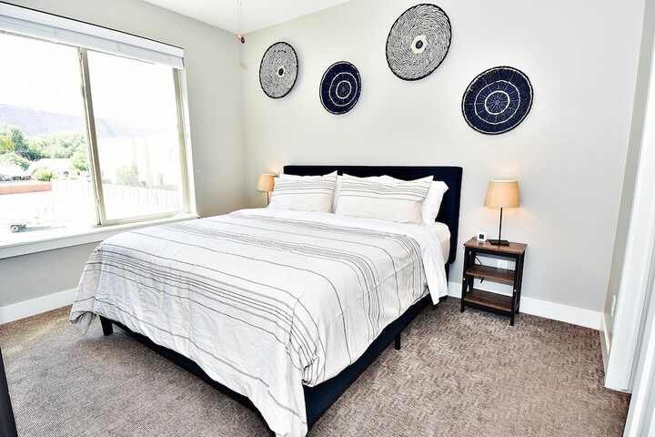 Room 12 of 43