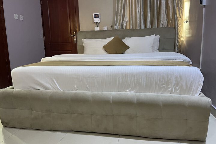Room 19 of 54