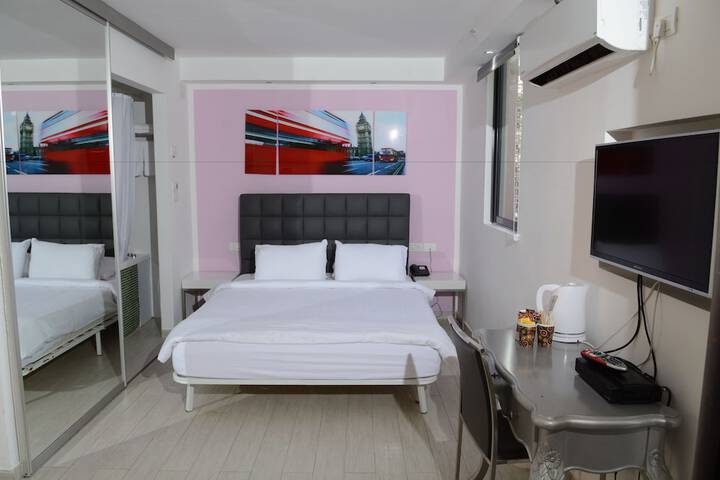 Room 5 of 39