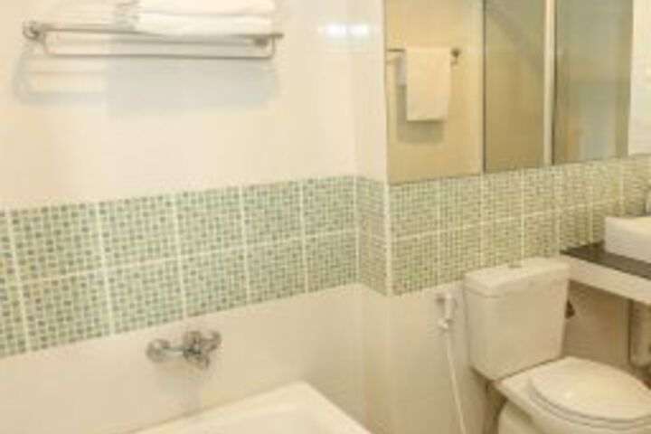 Photo 6