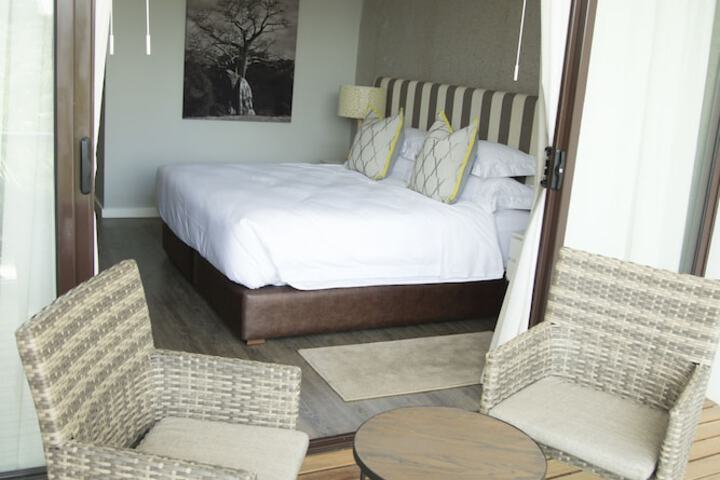 Room 7 of 43