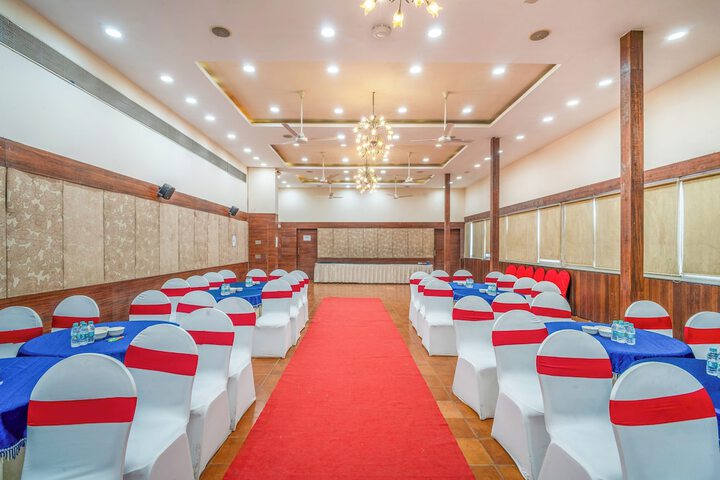 Ballroom/Hall 151 of 167