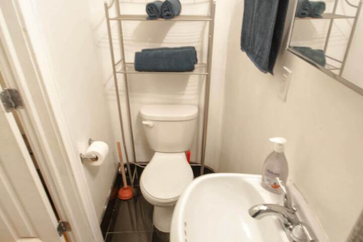 Room 190 of 214