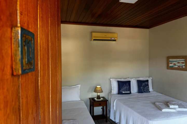 Room 13 of 66