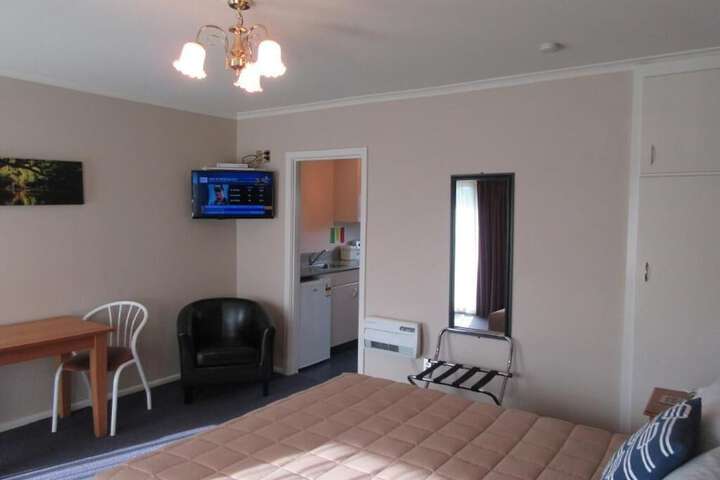Room 12 of 52