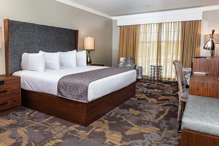 1 King Bed (22 of 22)
