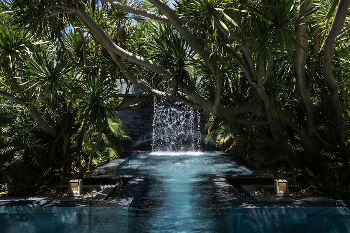 Pool 33 of 96
