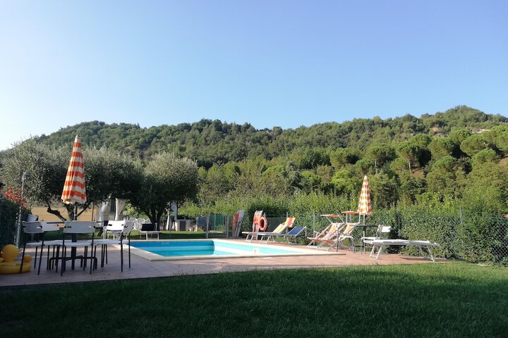 Pools & Facilities