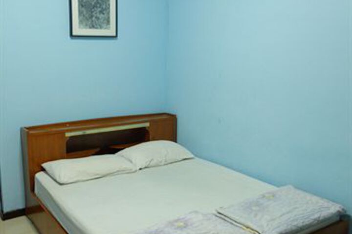 Room 7 of 17