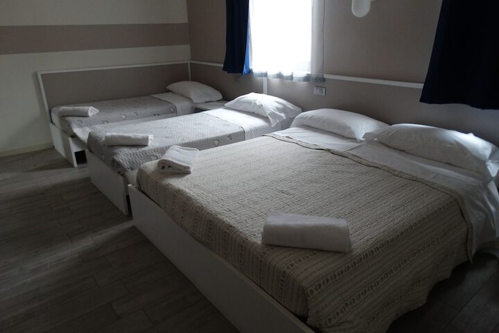Room 3 of 19