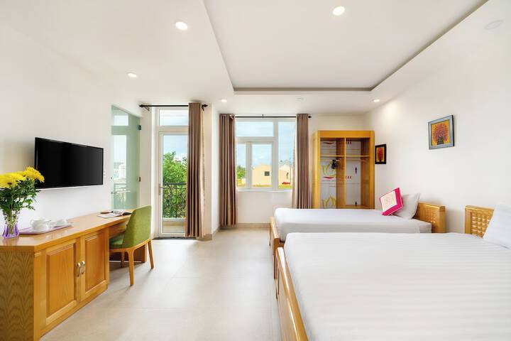 Room 6 of 55