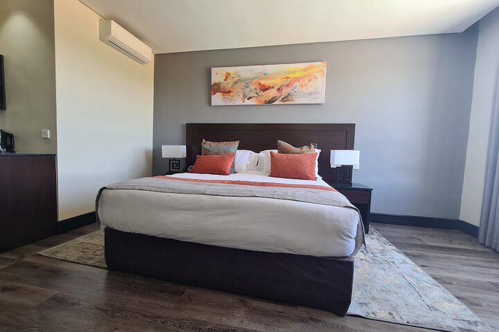 Room 9 of 67