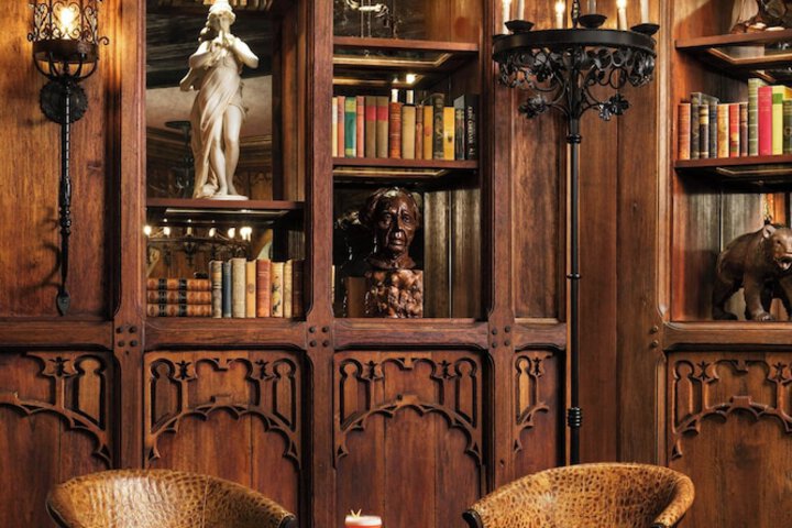 Hotel Interior 4 of 58