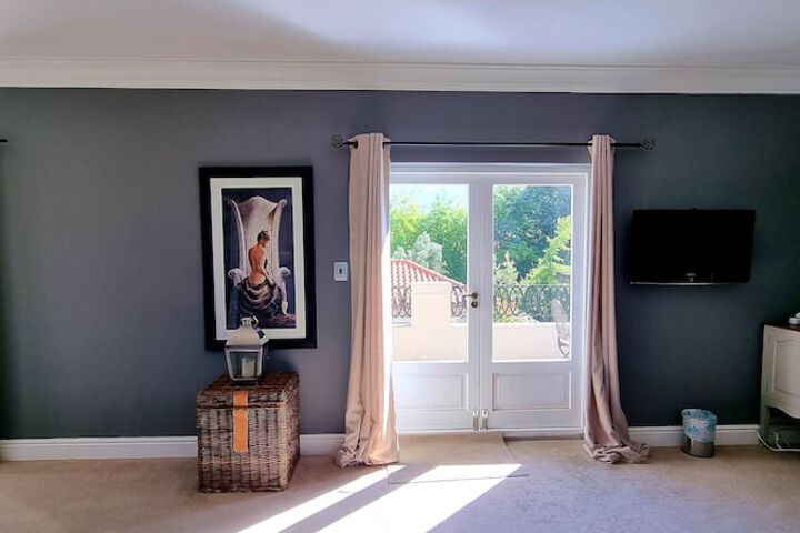 Room 10 of 52
