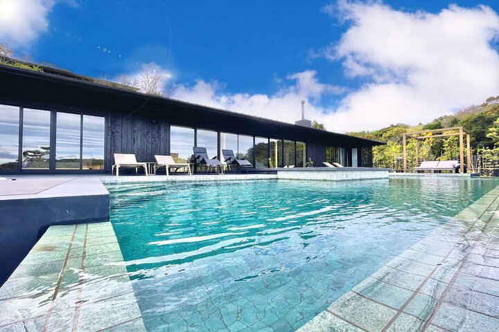 Pool 22 of 59