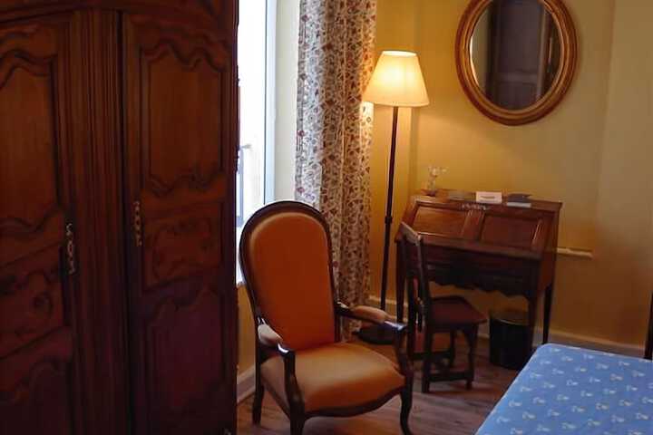 Room 23 of 31