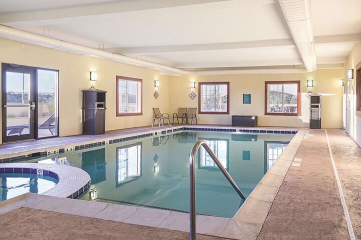 Pool 38 of 62