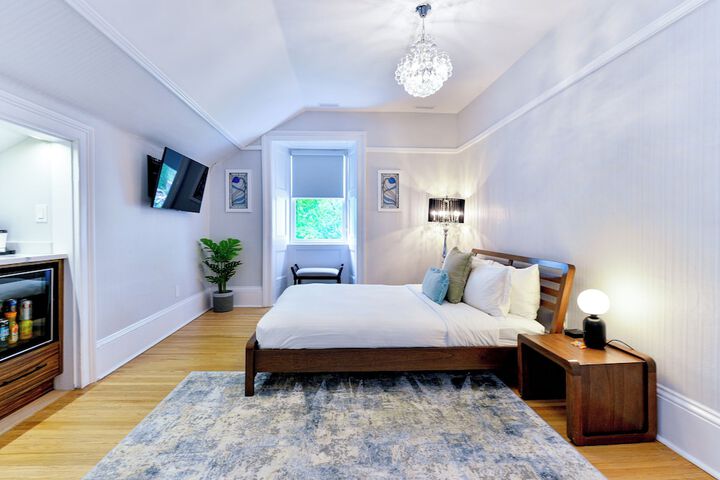 Double Deluxe Queen Bed (14 of 35)