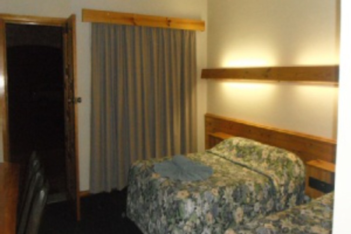 Room 45 of 144