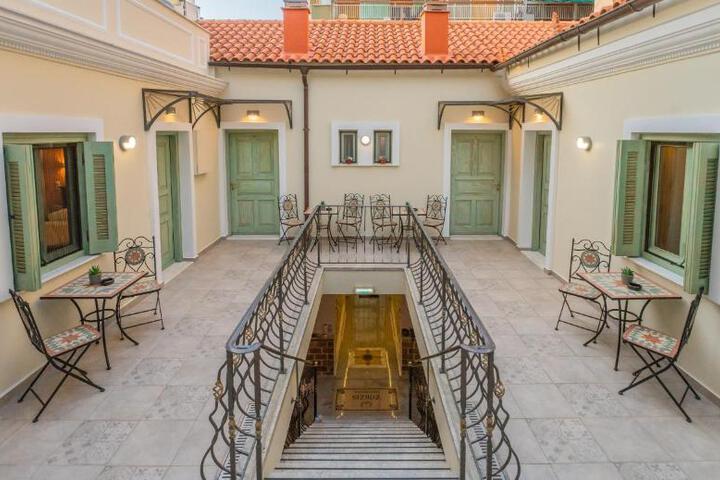 Exterior of The Stone Manor Noho boutique Thissio